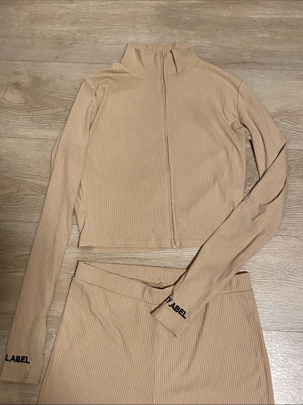 Lucky Label Brown Ribbed Two-Piece Active Wear Set - Picture 2 of 3